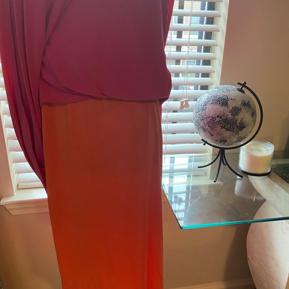Dress - Picture 2 of 6